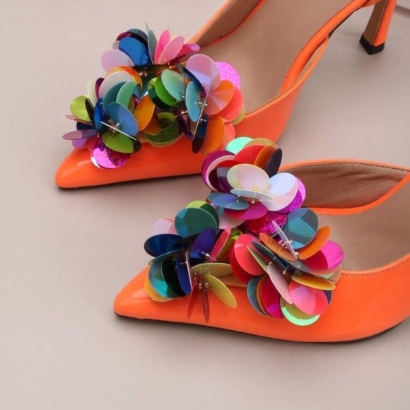 🪩 Embellished Shoe Clips 🪩 - Picture 4 of 5